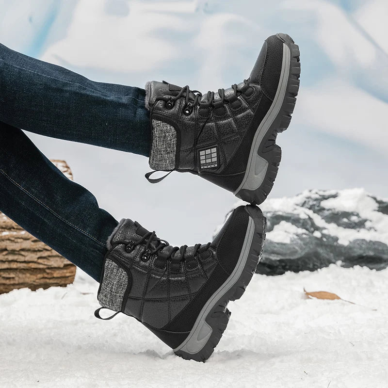 New Warm Plush Men's Snow Boots Lace Up High Top Men's Boots Waterproof Winter Ankle Boots Outdoor Anti-Slip Men Hiking Boots