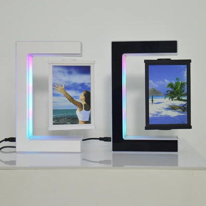 Levioto® - The Floating Photo Frame by skörten - Cleverly Designed in Sweden with ❤️